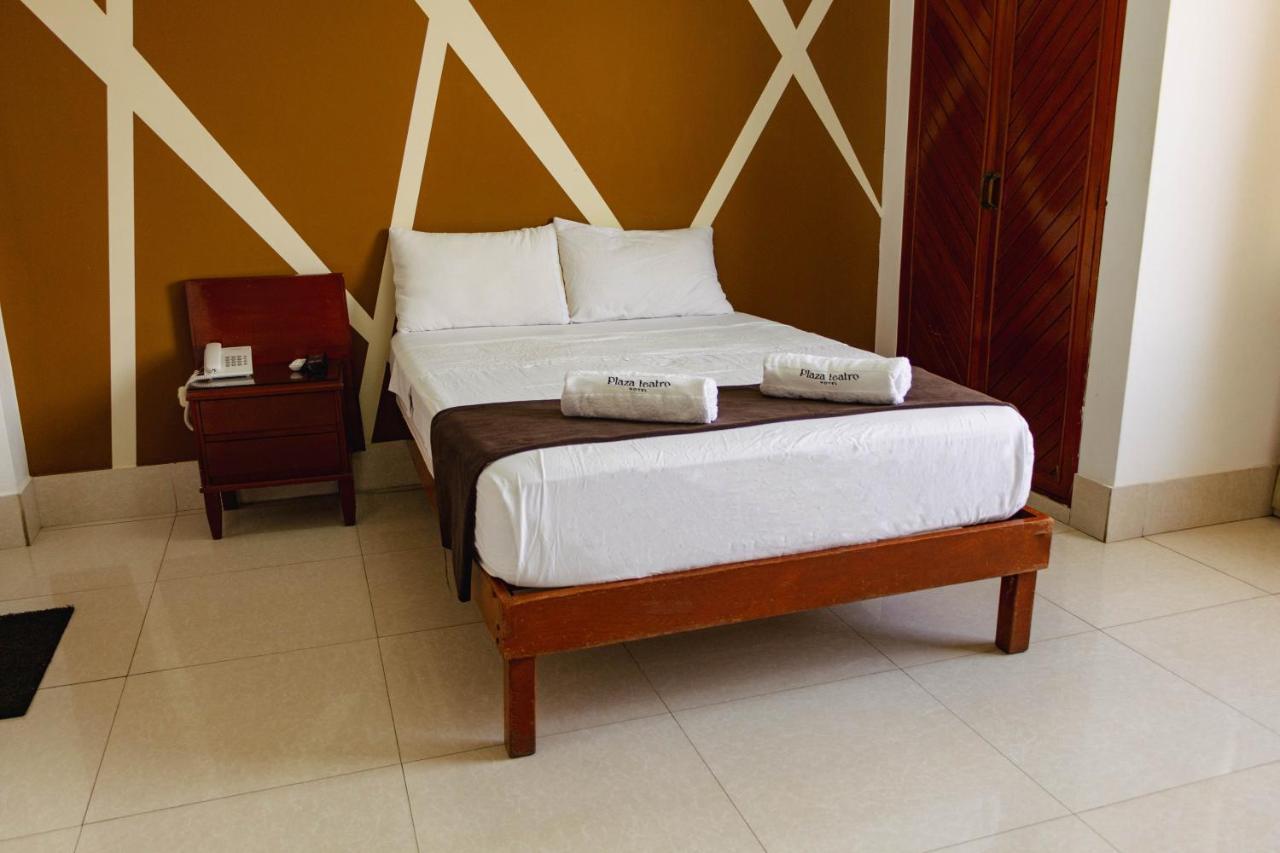 Hotel Plaza Teatro Chiclayo Bagian luar foto