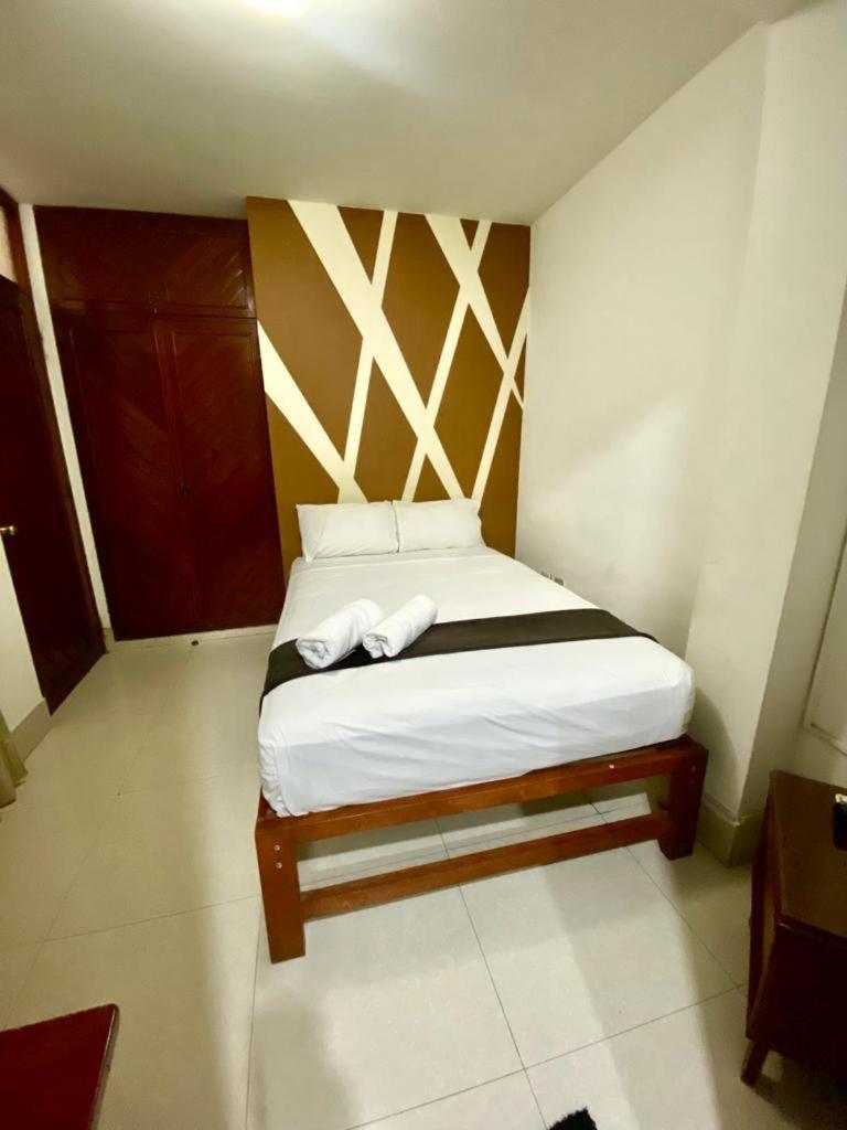 Hotel Plaza Teatro Chiclayo Bagian luar foto