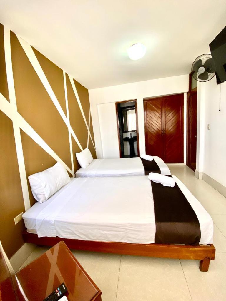 Hotel Plaza Teatro Chiclayo Bagian luar foto